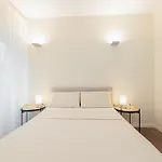 Modern Apartment, Center Porta Nuova Lejlighed Torino