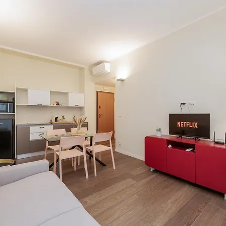 Modern Apartment, Center Porta Nuova Apartment Turin