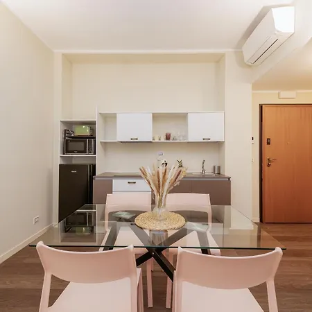 Modern Apartment, Center Porta Nuova Διαμέρισμα