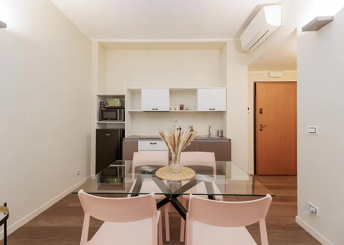 Modern Apartment, Center Porta Nuova アパート