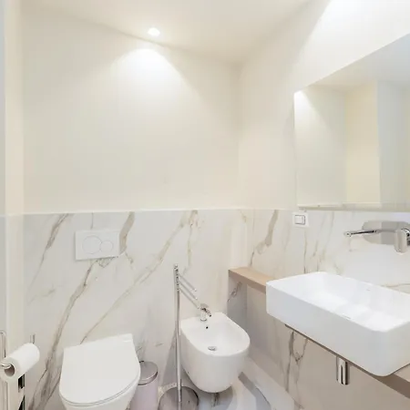 Apartment Modern Apartment, Center Porta Nuova Turin