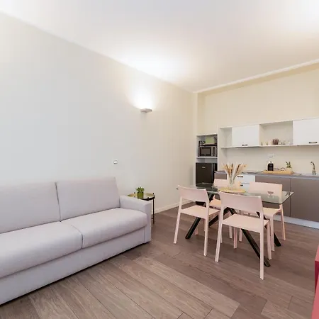 Modern Apartment, Center Porta Nuova 토리노
