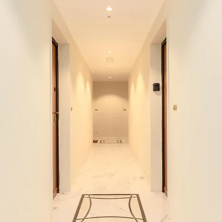 Modern Apartment, Center Porta Nuova *