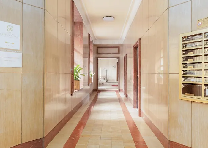 Modern Apartment, Center Porta Nuova * Turim